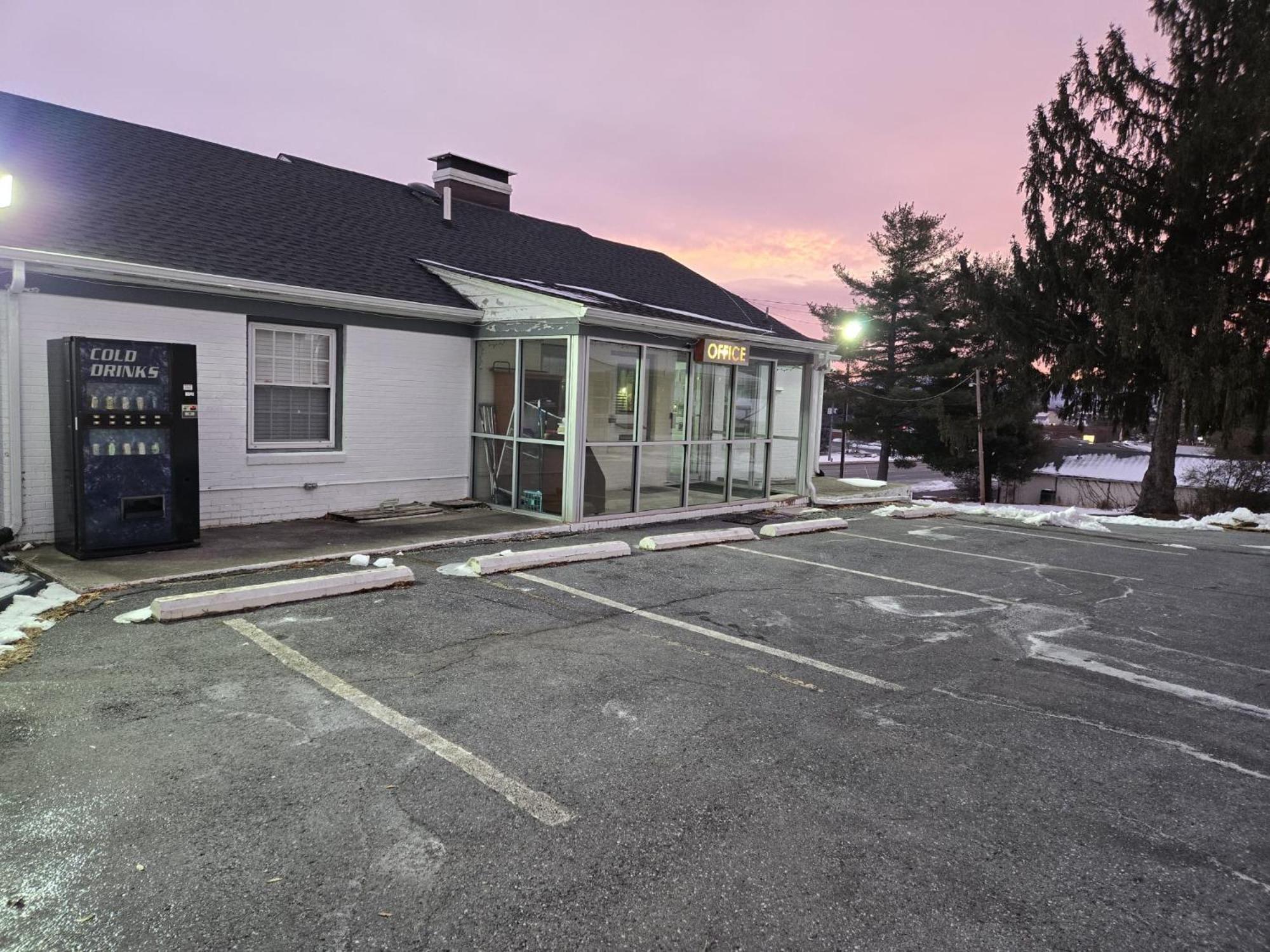 Skyline Motel By Belvilla Waynesboro Us 250 Екстериор снимка